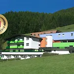 Hotel apartamentowy Garni Wieser Sölden