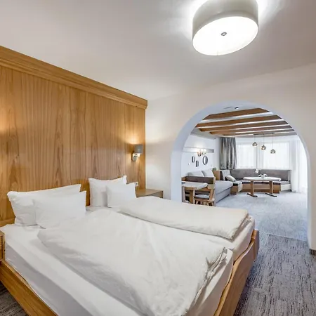 加尼维塞尔公寓式酒店