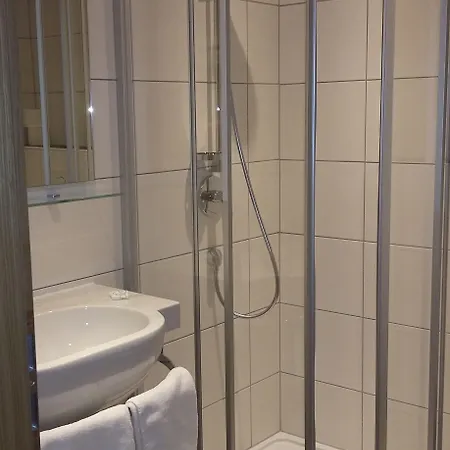 أبارت هوتل غارني ويزر 3*