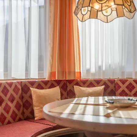 أبارت هوتل غارني ويزر 3*