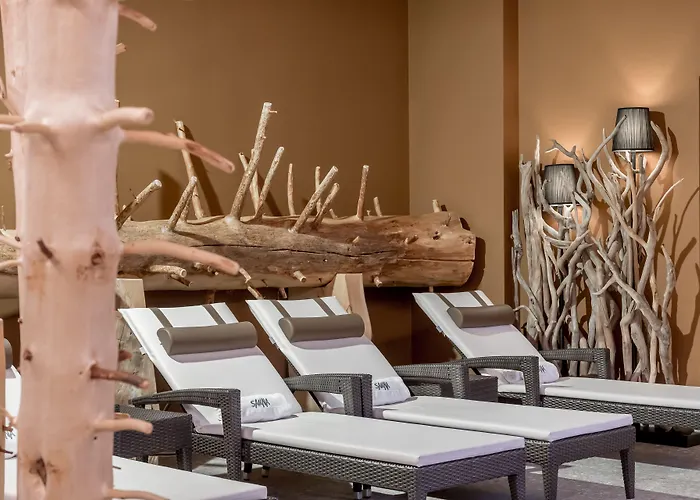 加尼维塞尔公寓式酒店 3* 索尔登